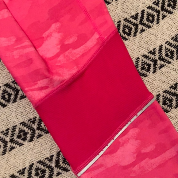 Ideology Pink Camo Breast Cancer Crop Leggings SzS - Picture 8 of 10